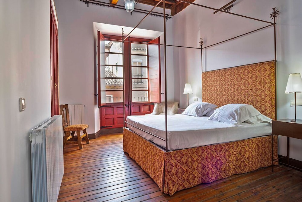 غرفة سوبيريور بسرير كوين، PALACIO REJADORADA 3/6