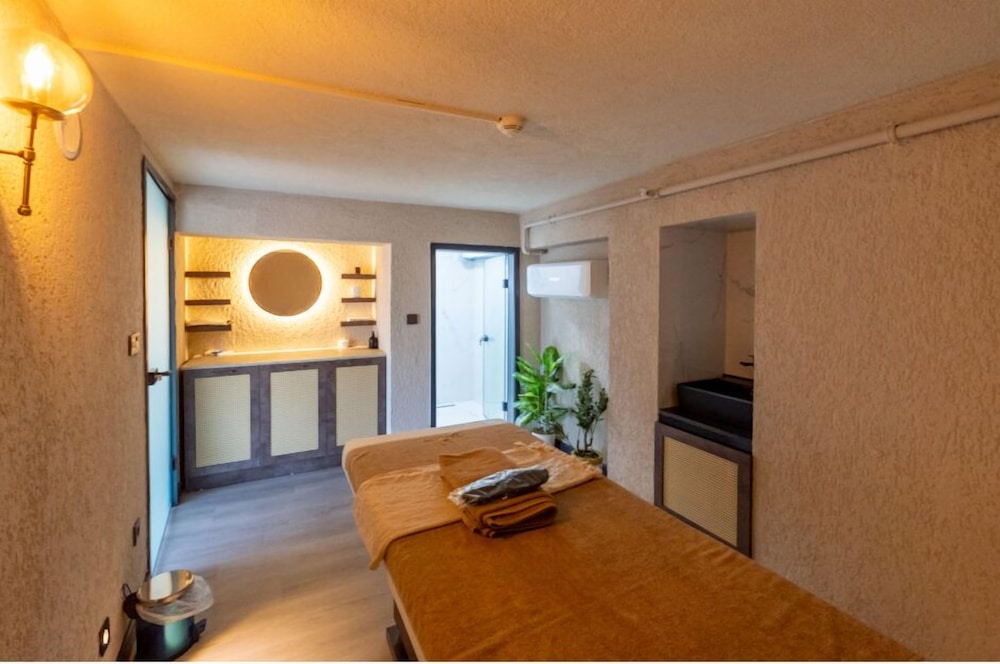 Rusel Park Residence 22/50