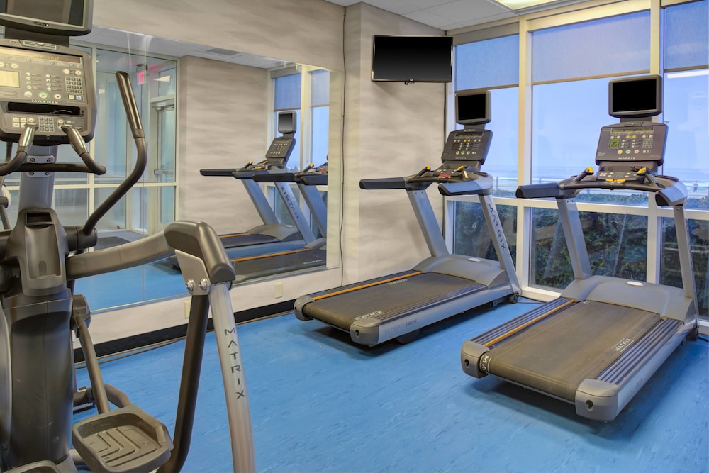 Fairfield Inn Suites By Marriott Virginia Beach Oceanfront 24/50
