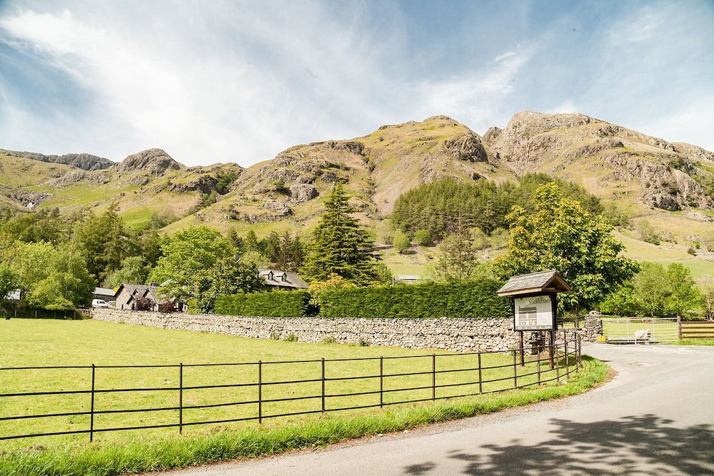 Great Langdale Bunkhouse Hostel 13/18