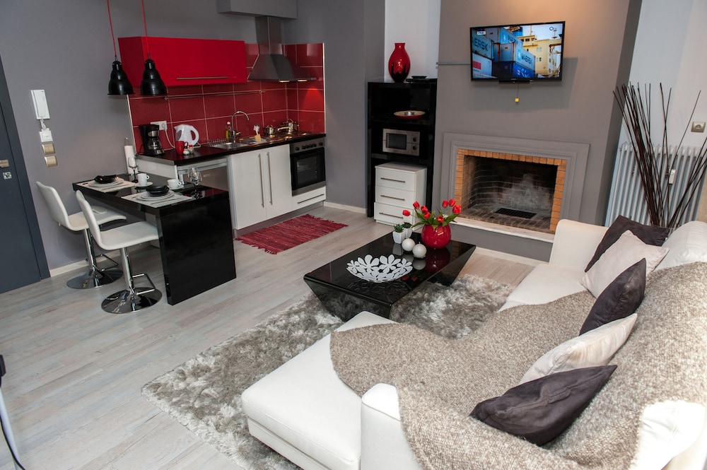 Urban Residence 22/50