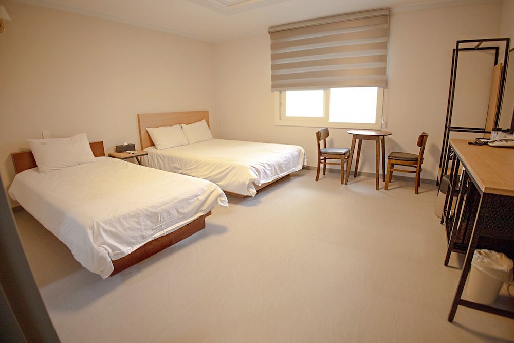 Trevi Hotel 17/46