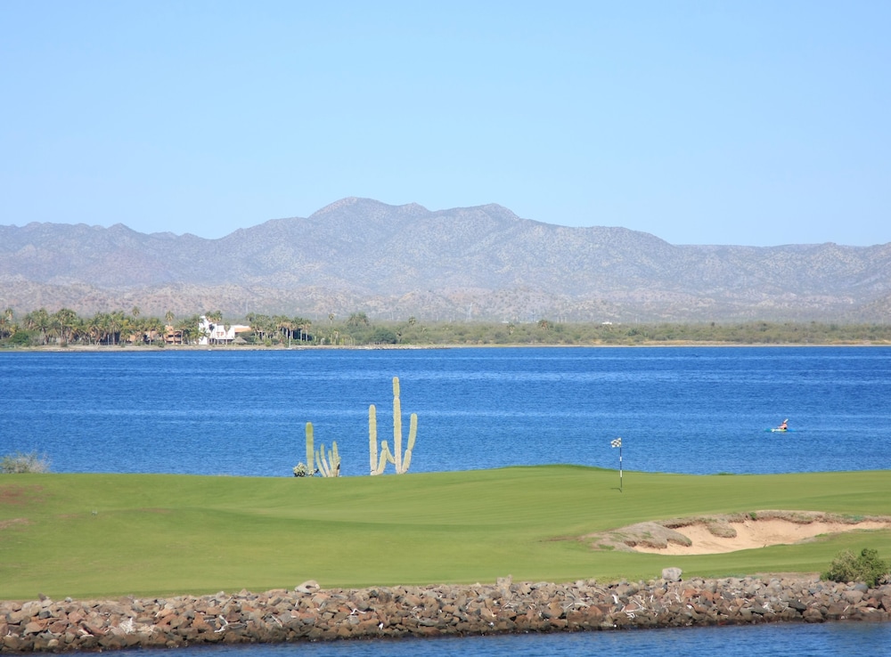 Loreto Bay Golf Resort And Spa At Baja 33/68