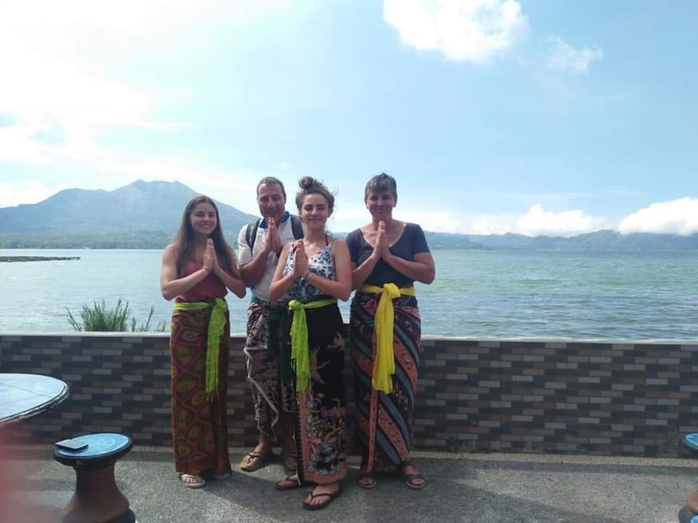 Batur Green Lake by ZUZU 17/33