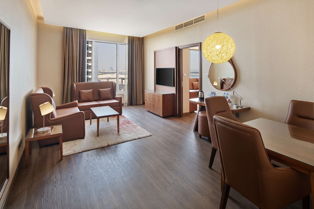 Radisson Blu Dubai Canal View 49/75