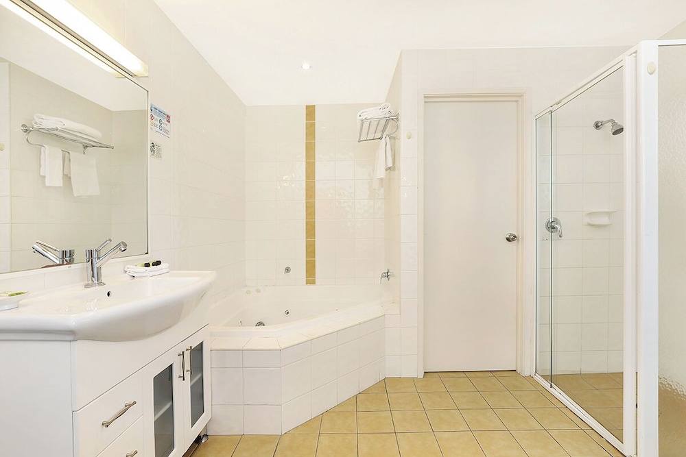 Caboolture Riverlakes Motel 66/66