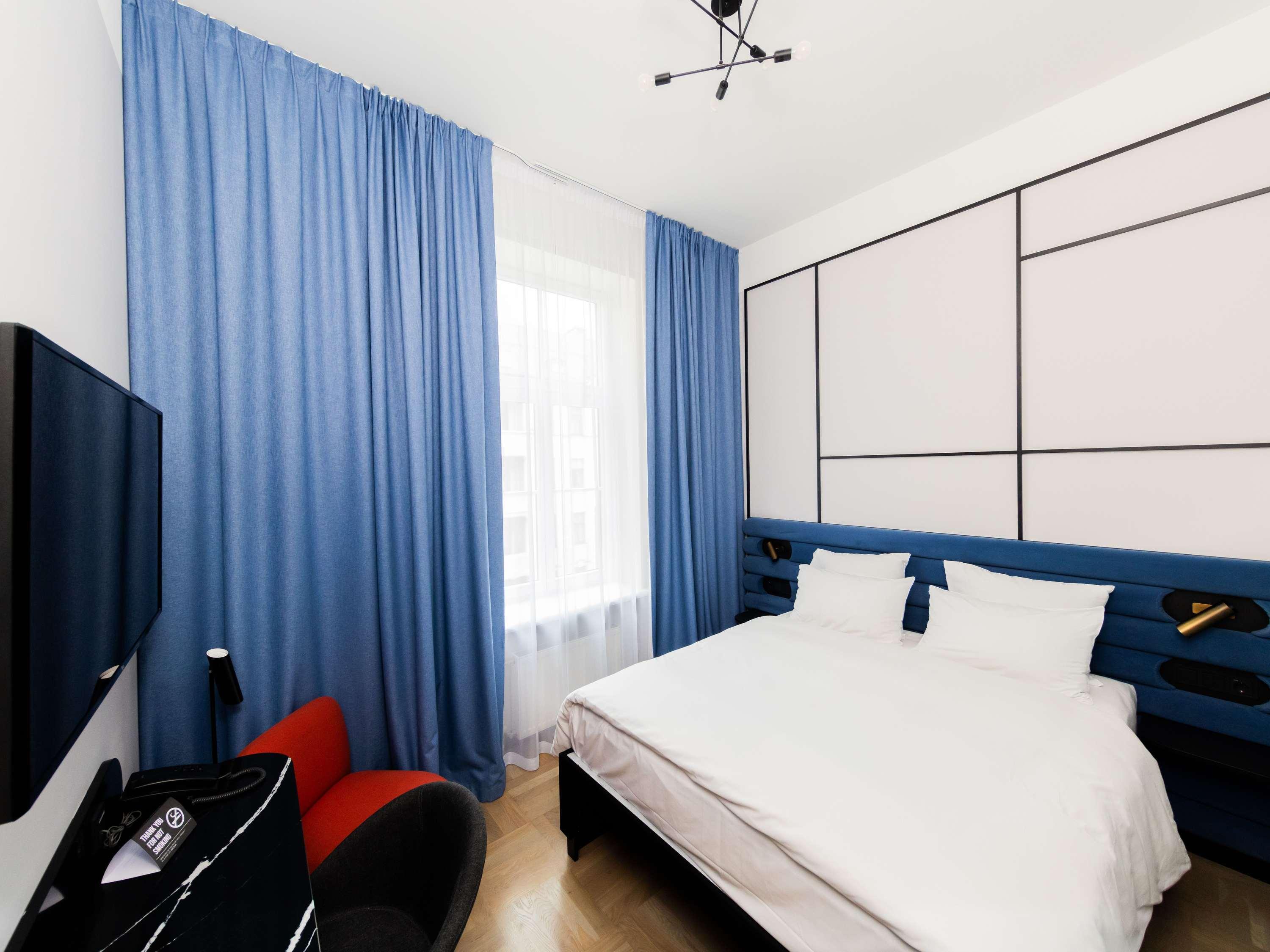 ESSENTIAL, TRIBE, COMFORT, DOUBLE BED