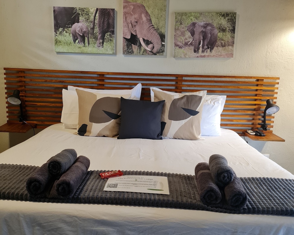 Ujabule 8 Sleeper Bush Lodge 5/50