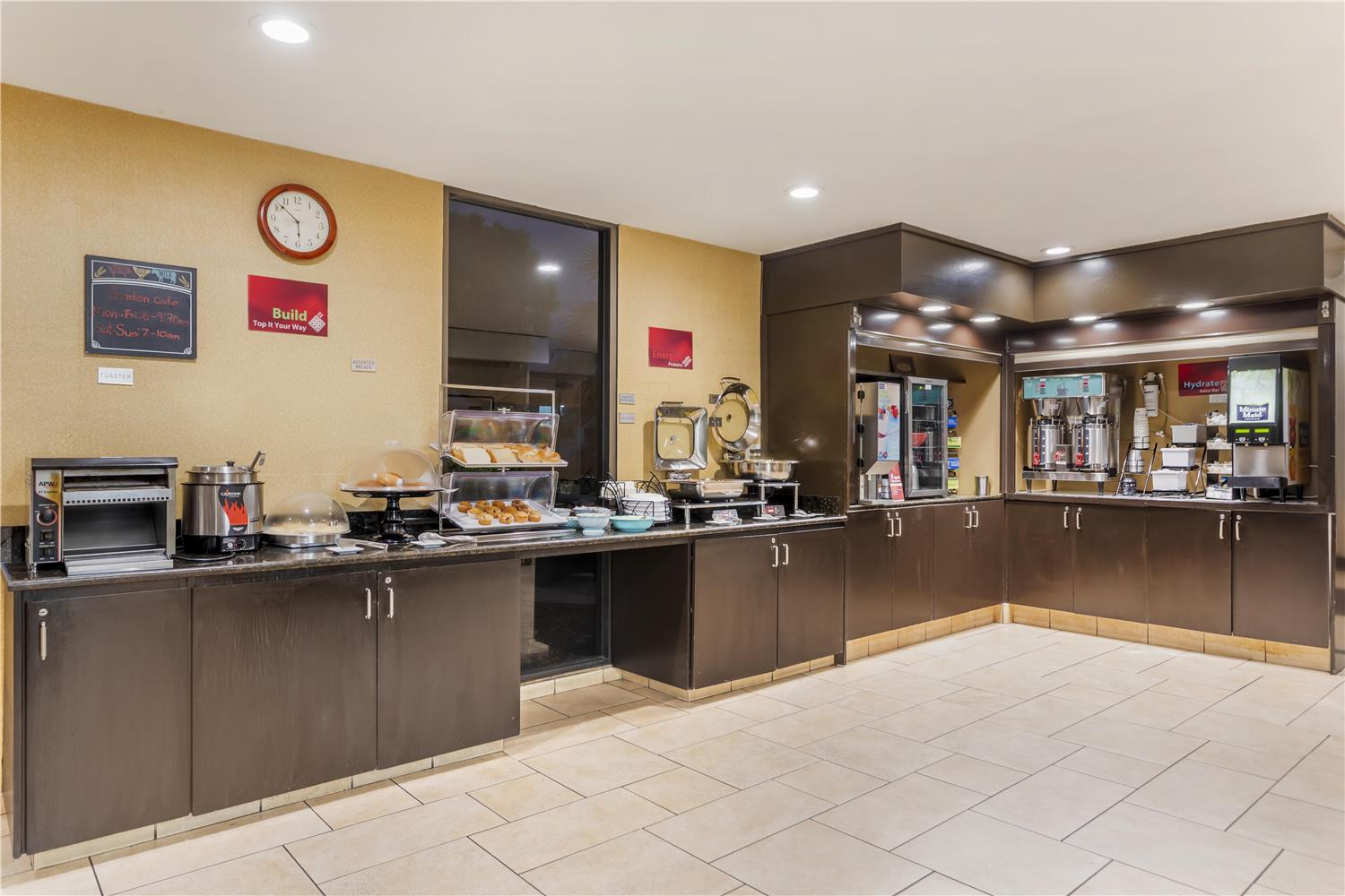 Best Western Plus Garden Court Inn 38/54