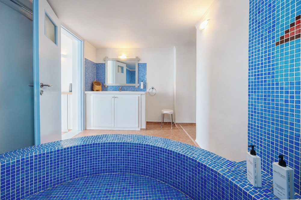 Kastro Suites 35/78