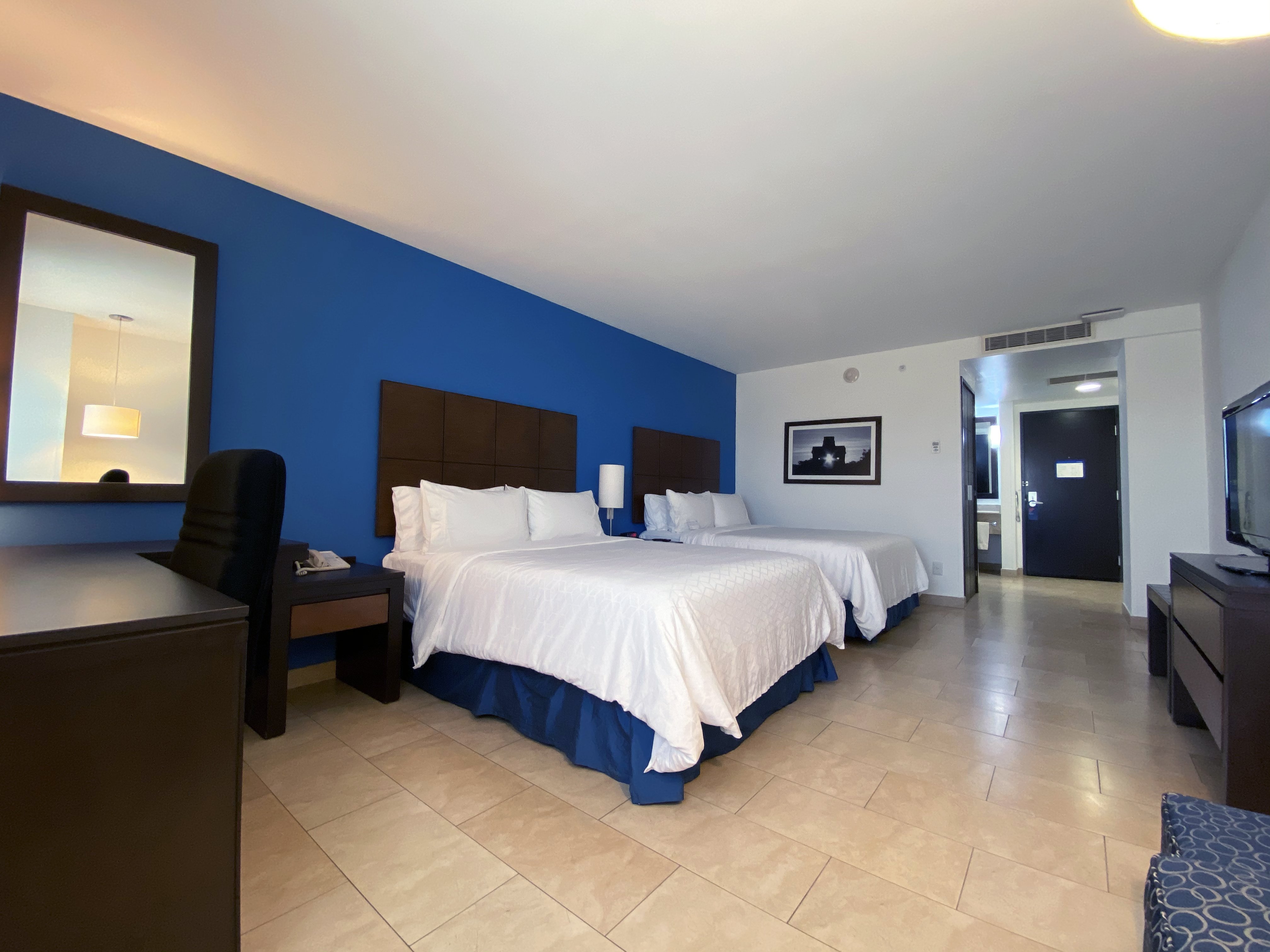 Holiday Inn Express Merida 15/50
