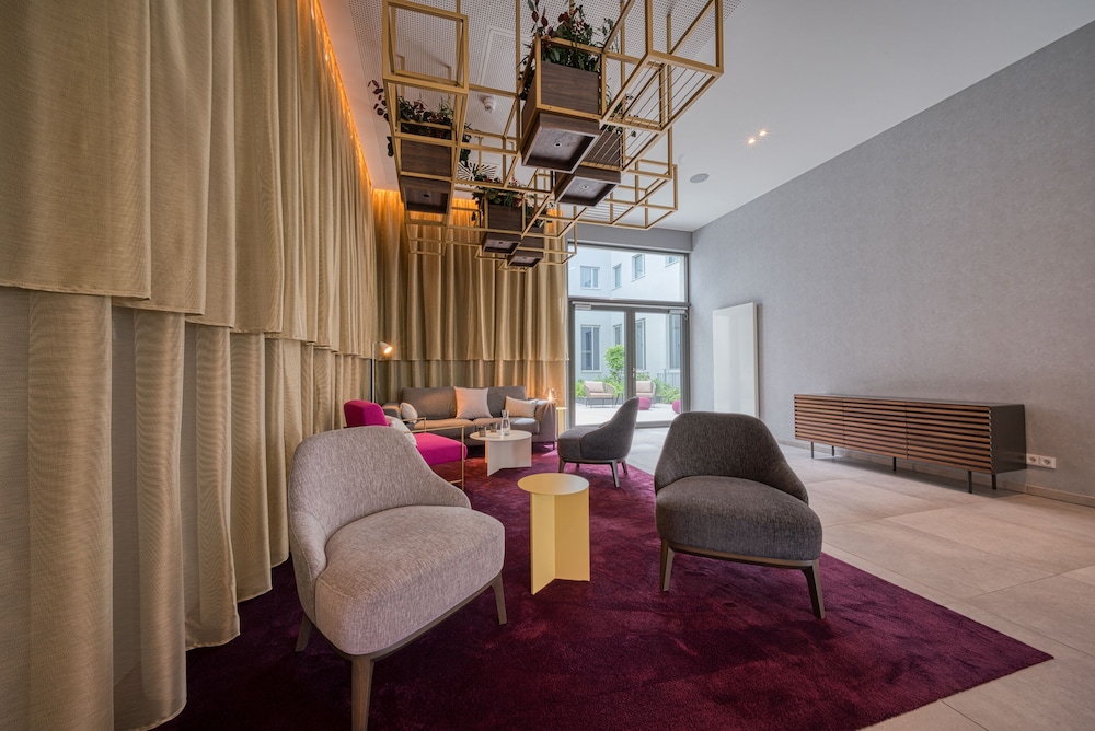 Plaza Premium Muenchen 48/65