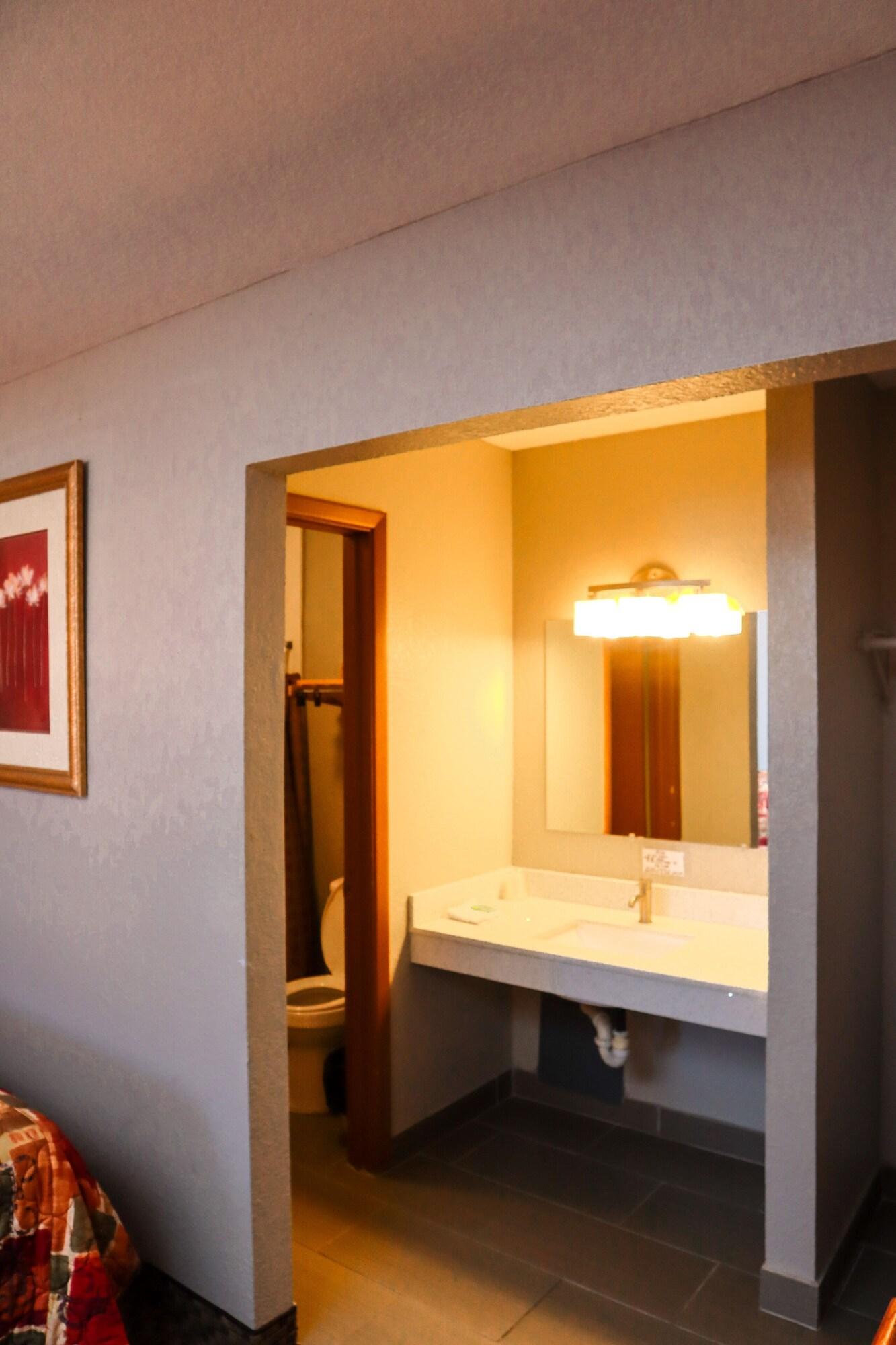 Cotton Valley Motel 12/12