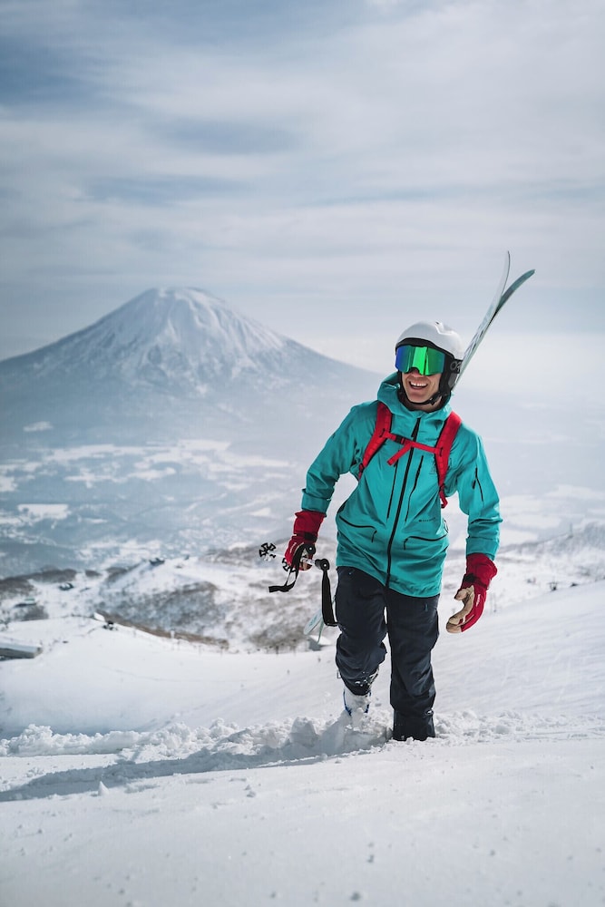 Muse Niseko 43/50