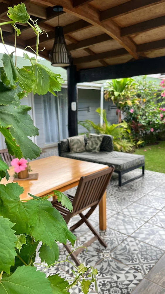 Inaki Uhi Hotel 46/50
