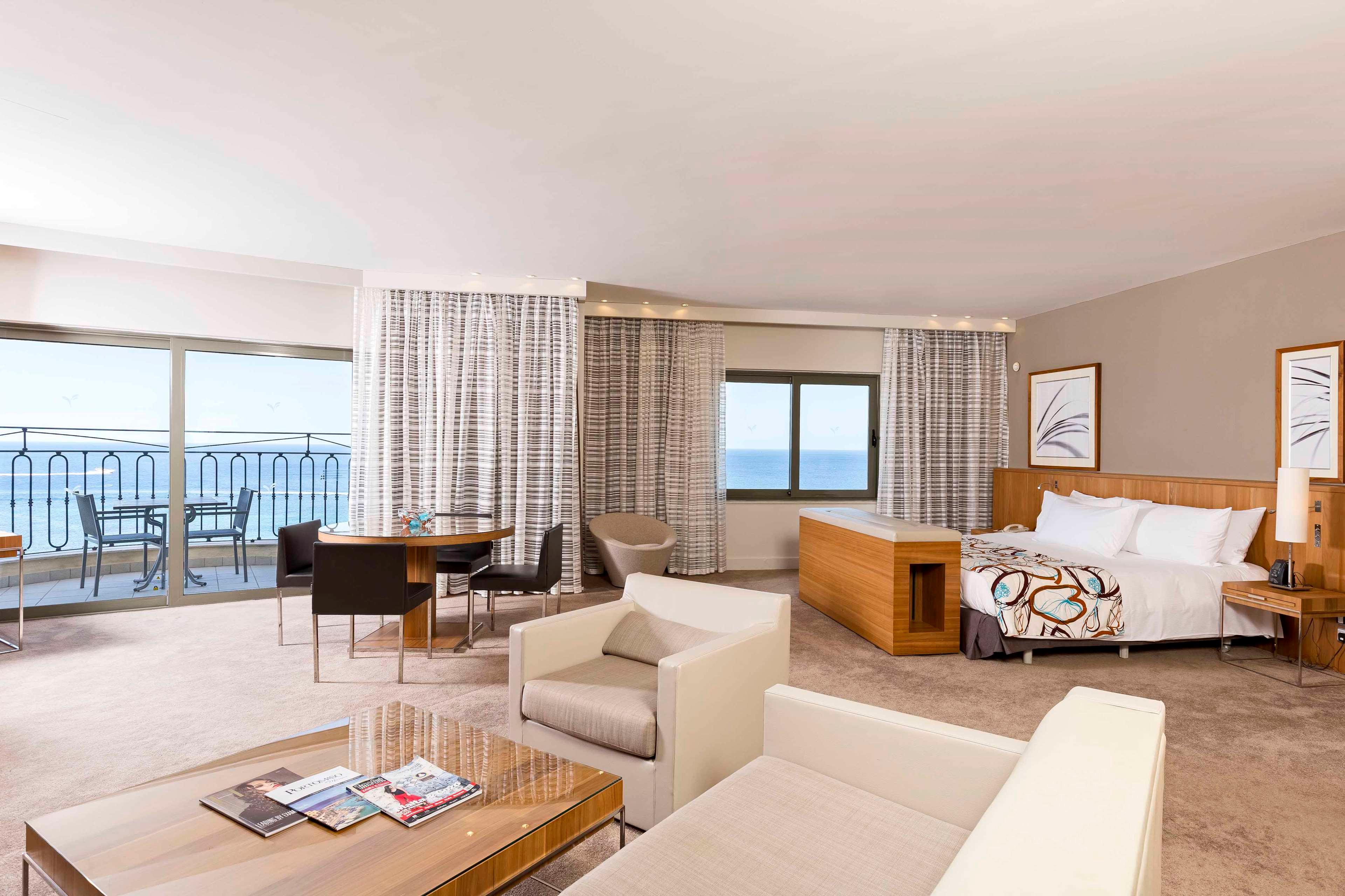 Ambassador, Suite