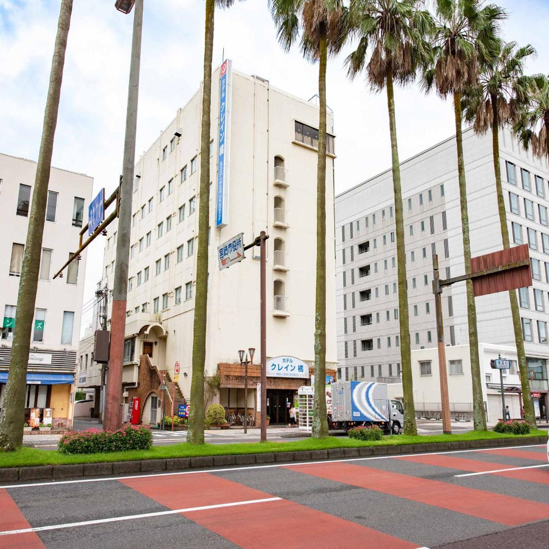 Hotel Crane Tachibana 52/55