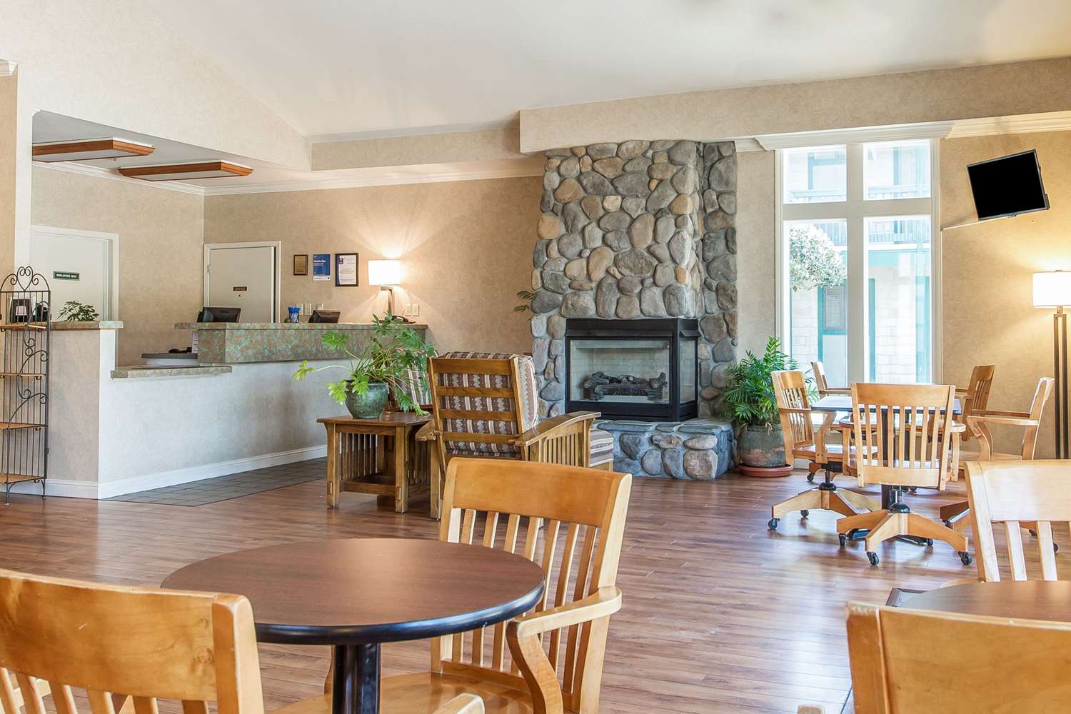 Quality Inn Half Moon Bay Miramar Beach 3/5