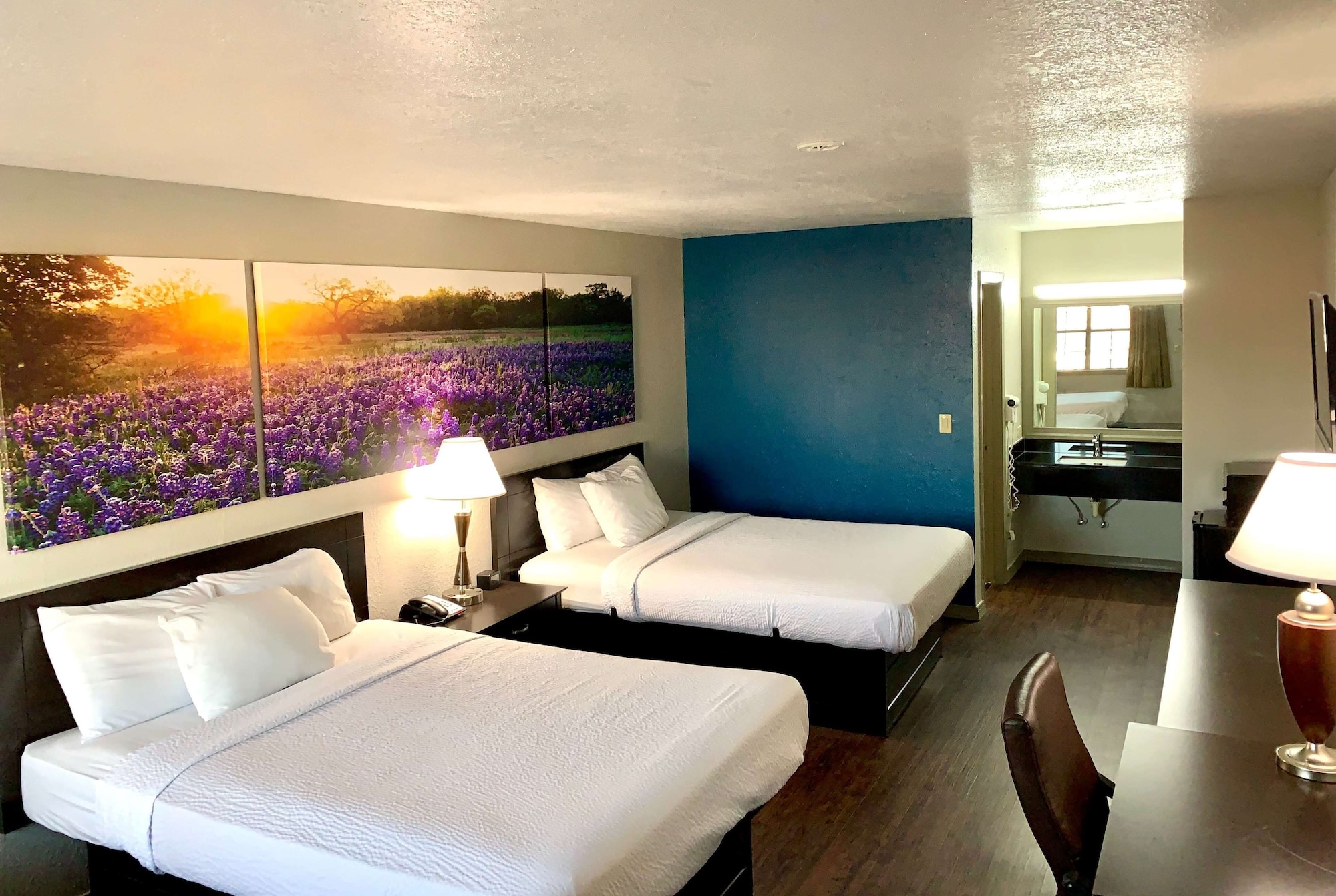 غرفة ديلوكس بسريرين كوين، Days Inn By Wyndham Canton 2/10
