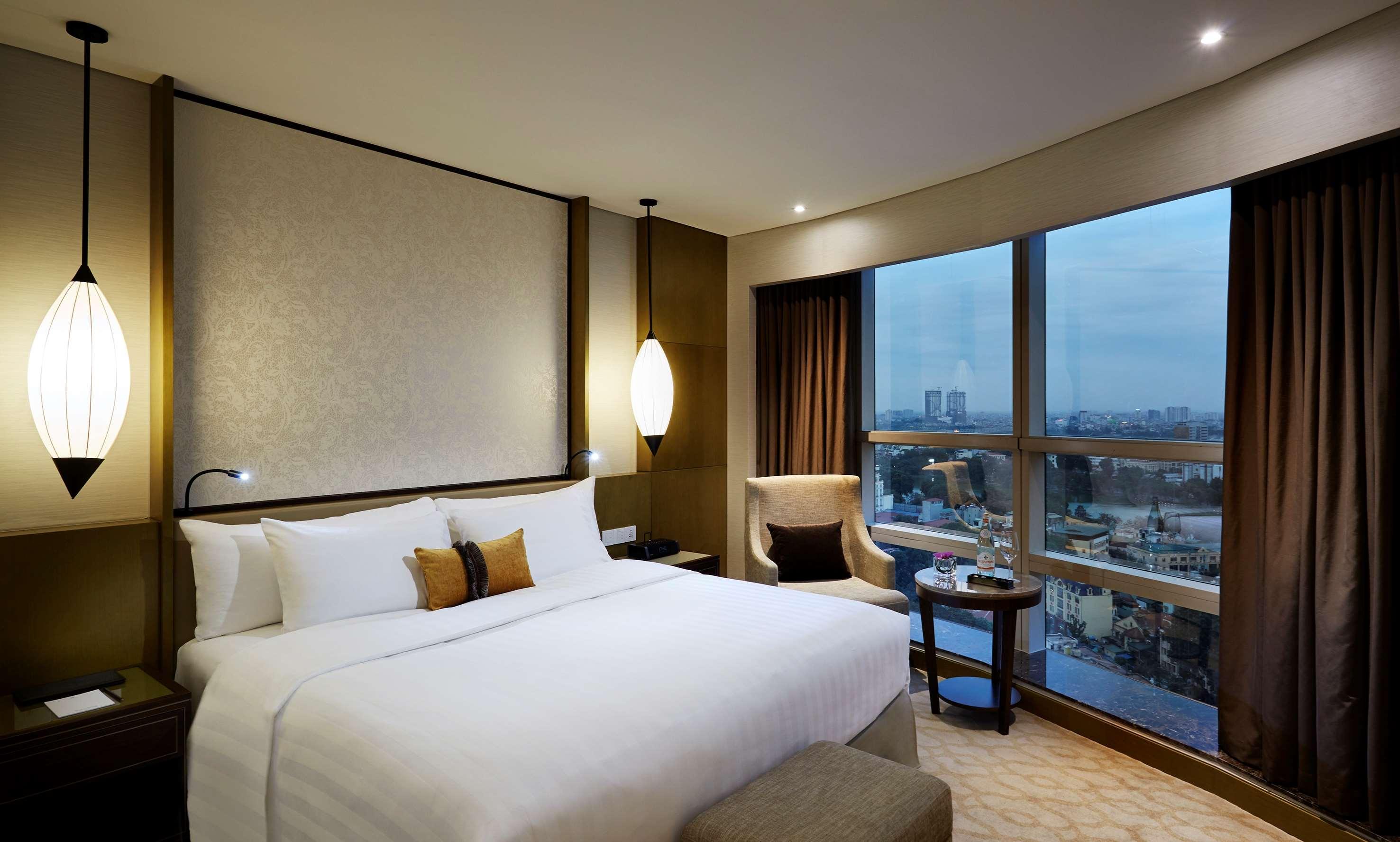 The Level, Suite