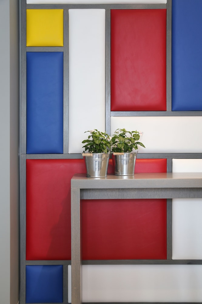 ArchitectoniKa Design Hotel 8/61