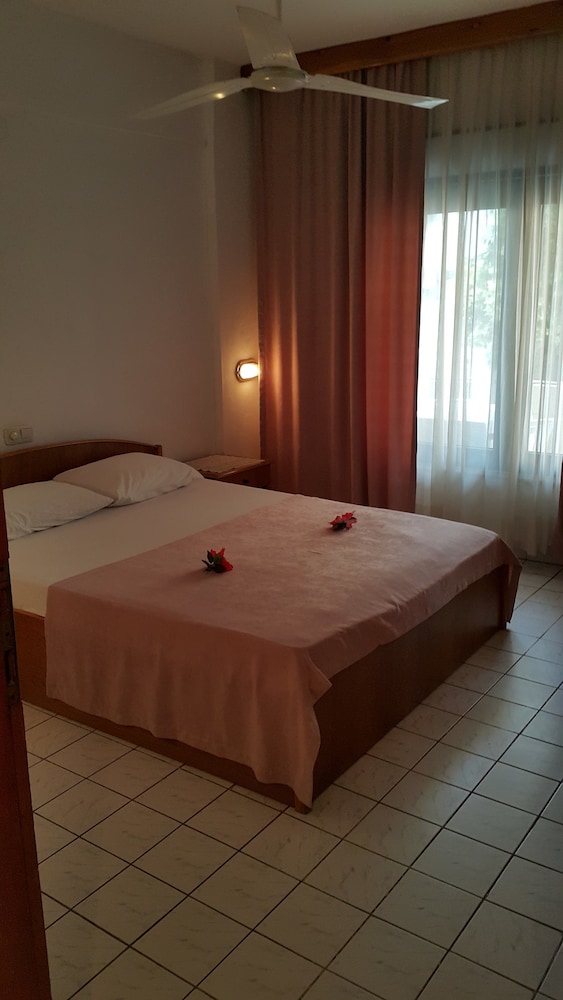 Delphin Apart Hotel 35/72