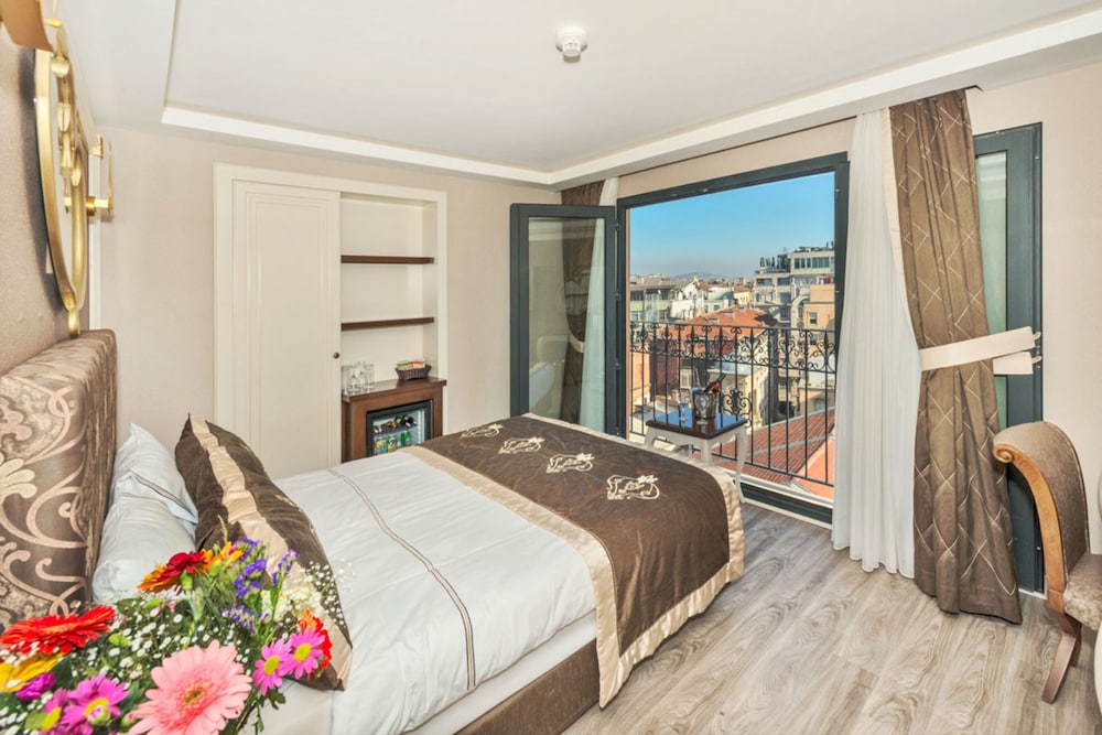 Hotel The Pera Hill 15/72