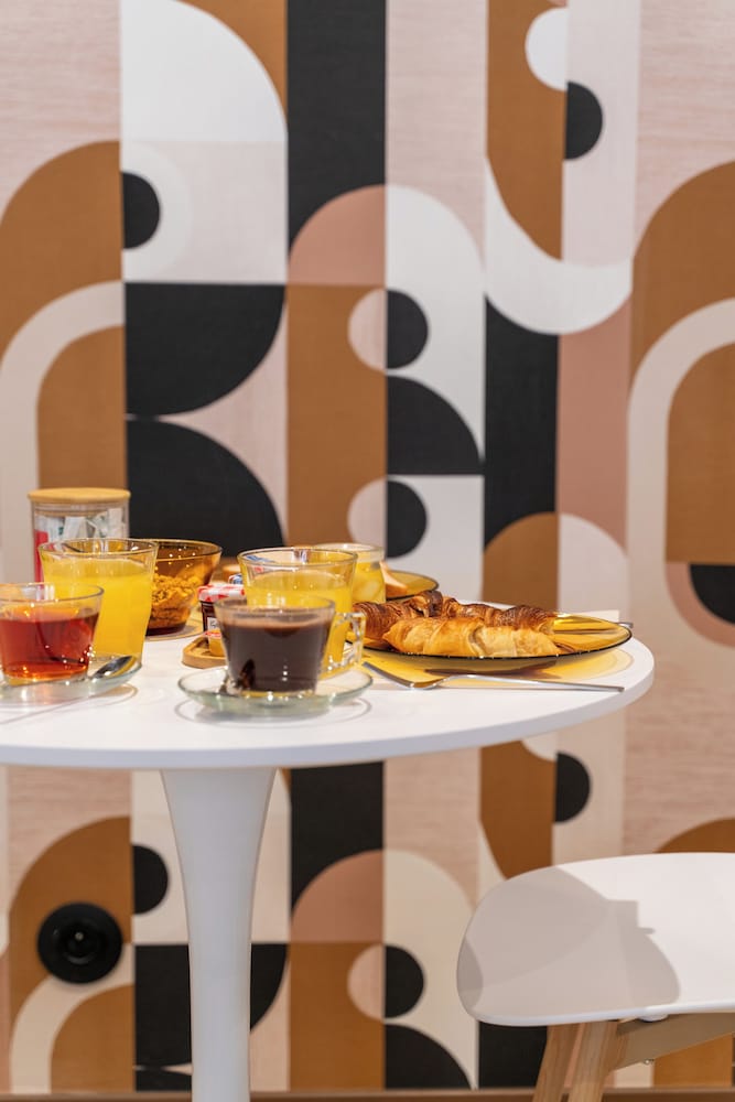 Exclusive Hotel Comte De Nice 36/50