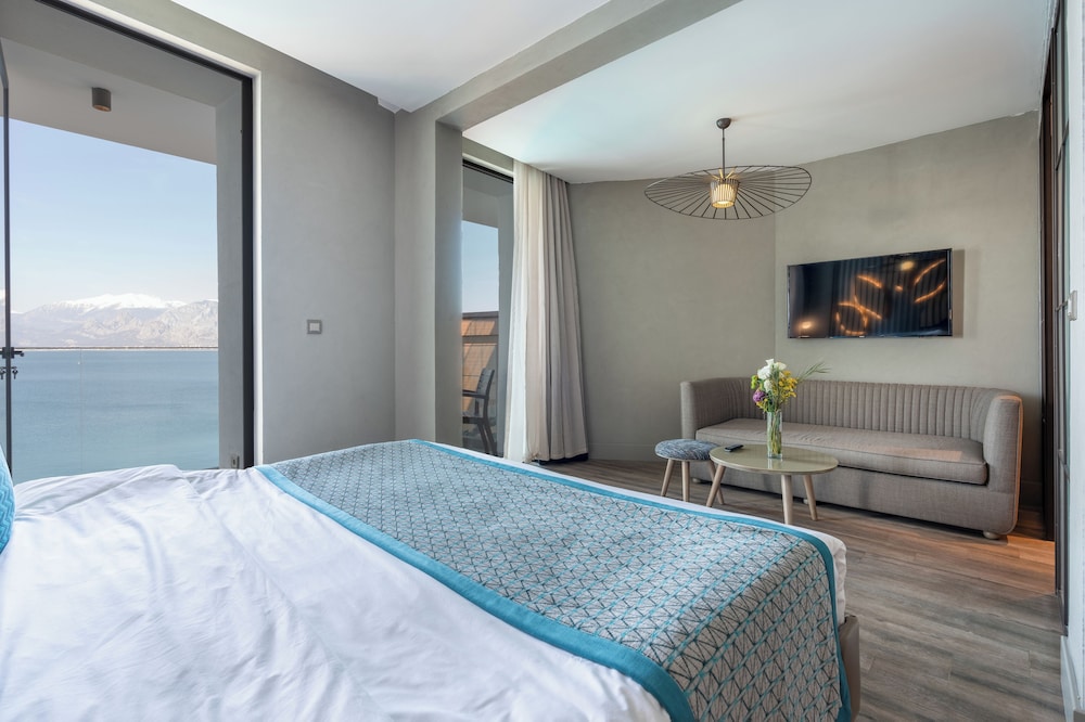 Perge Hotels - Adult Only 18 Plus 6/50