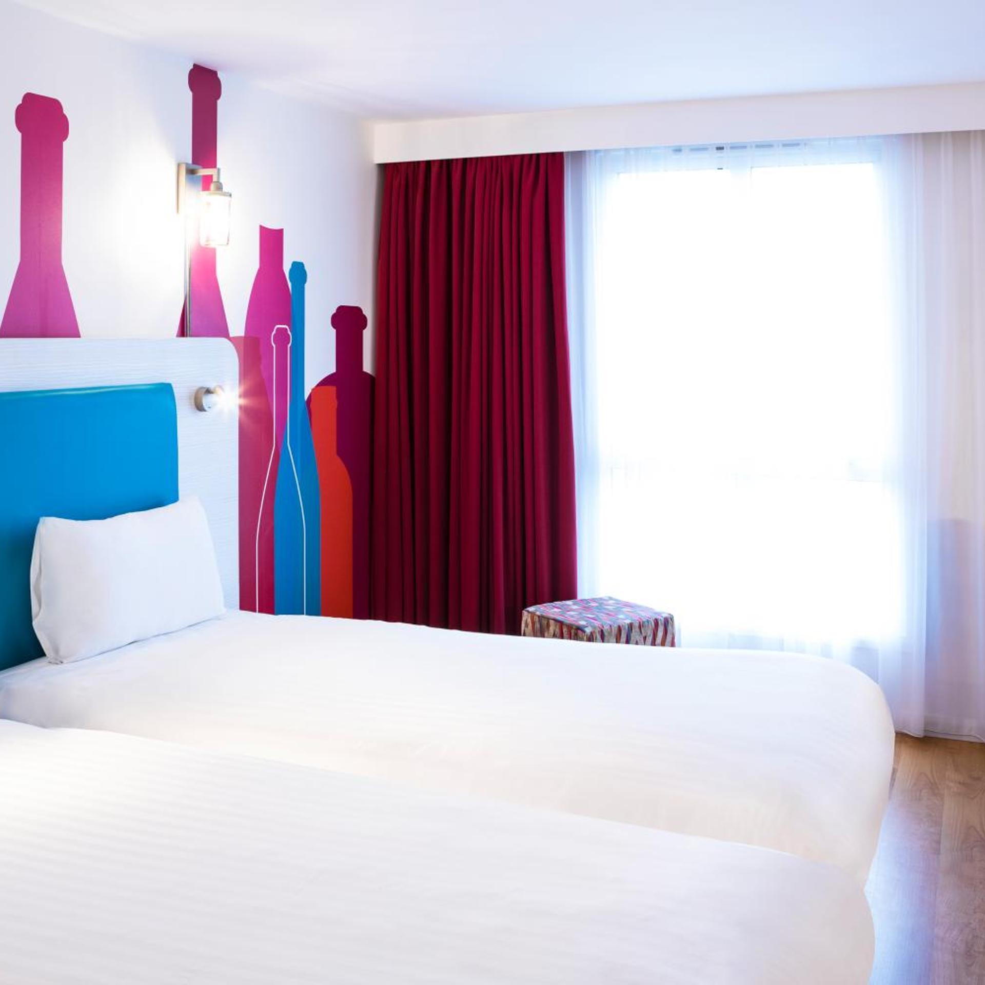 غرفة بسريرين منفصلين، Ibis Styles Barnsley 3/10