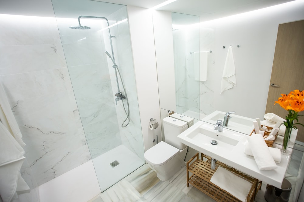Plazuela del Carbon Suites 51/57