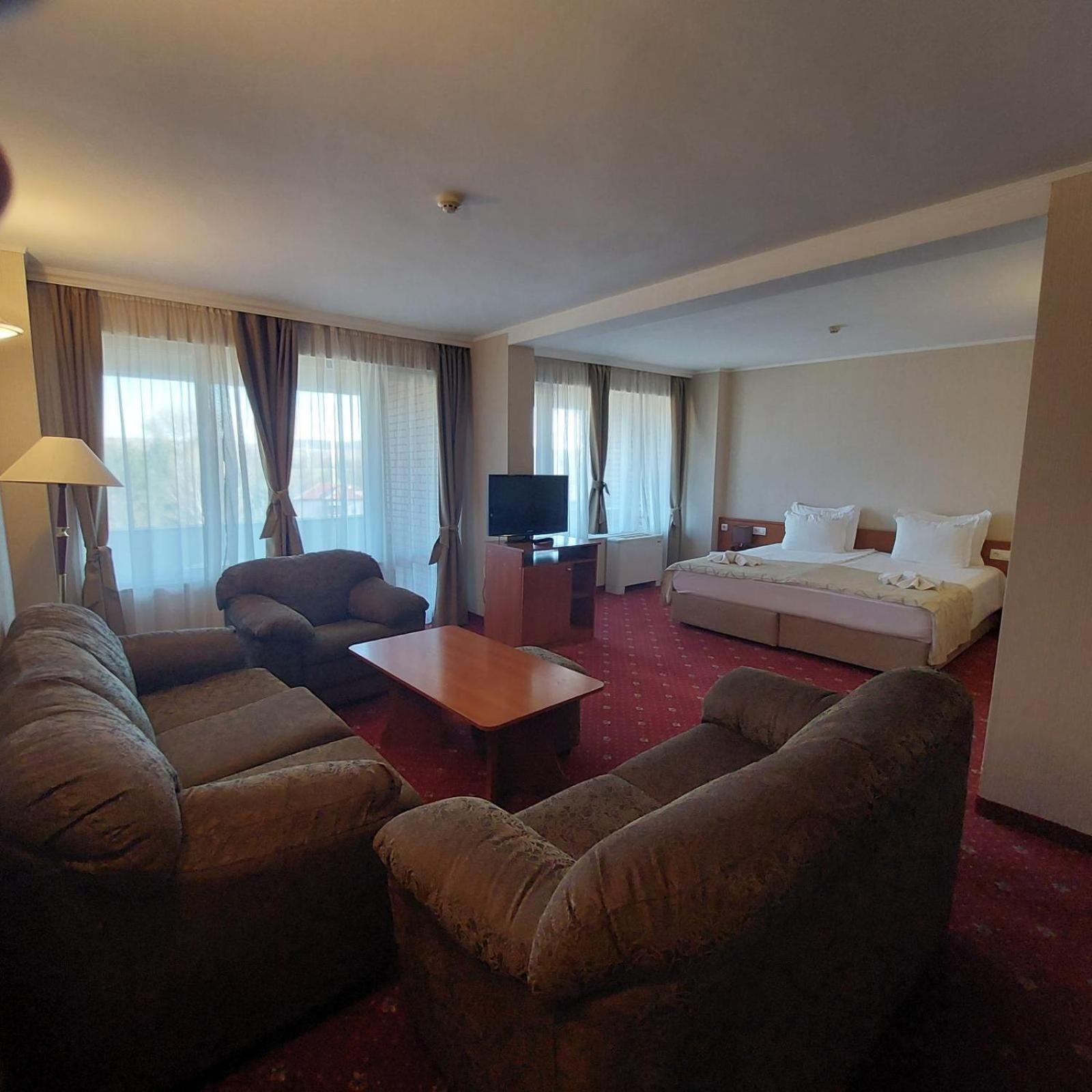 Spa Hotel Hissar 32/50