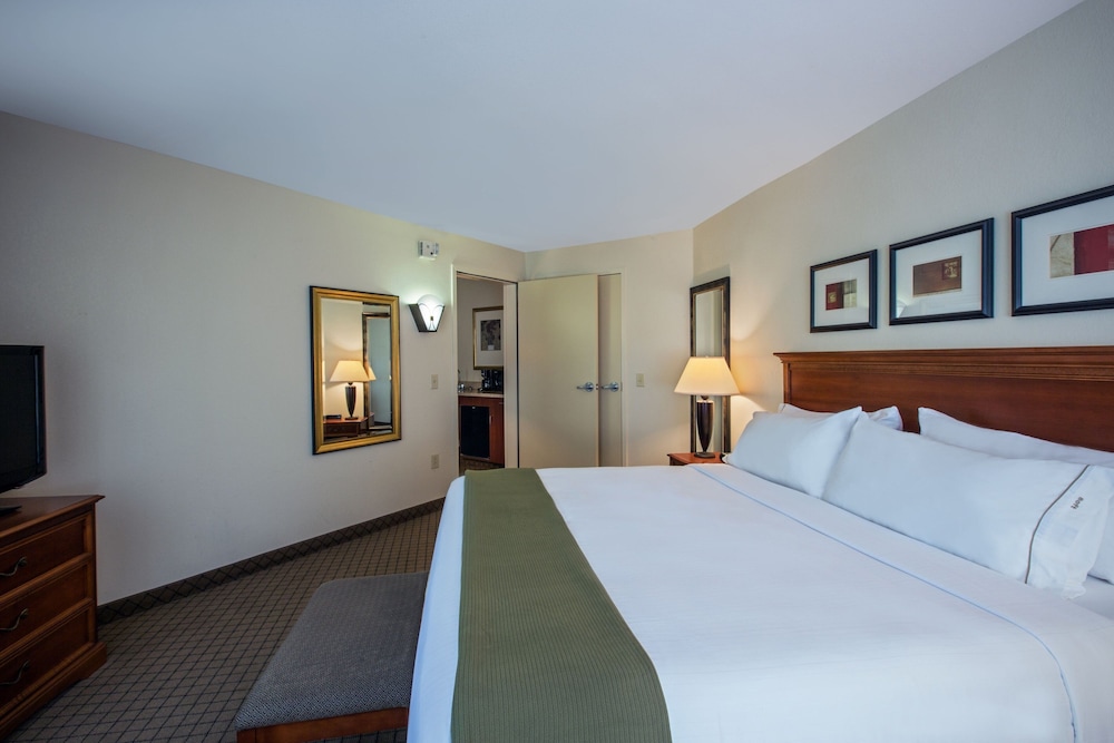 Holiday Inn Express Hotel and Suites Jackson - Flowood 22/71