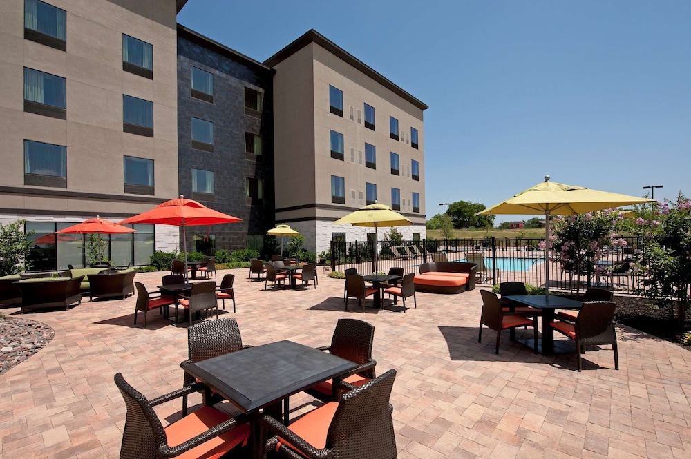 Hilton Garden Inn Fort Worth Alliance Airport 7/59