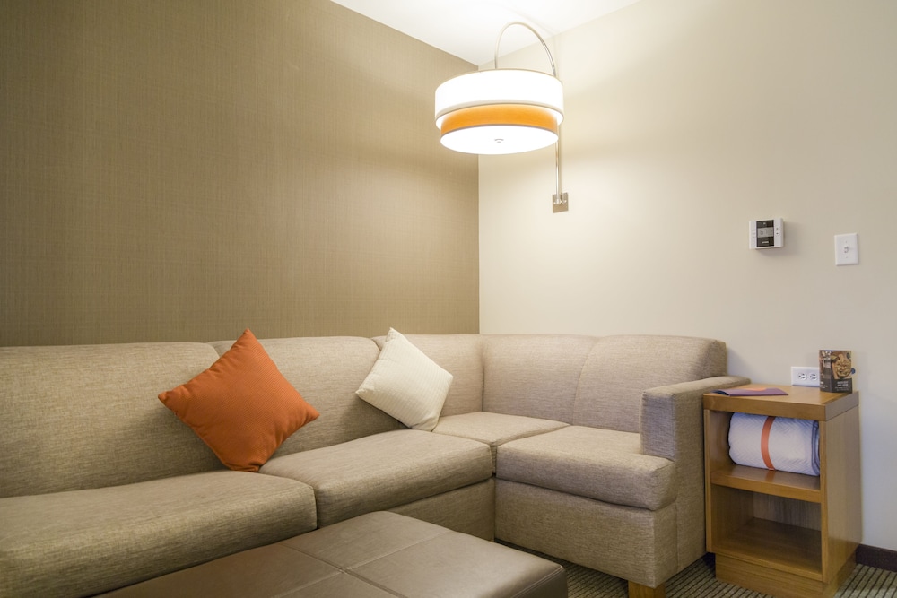 Hyatt Place Buffalo/Amherst 47/70