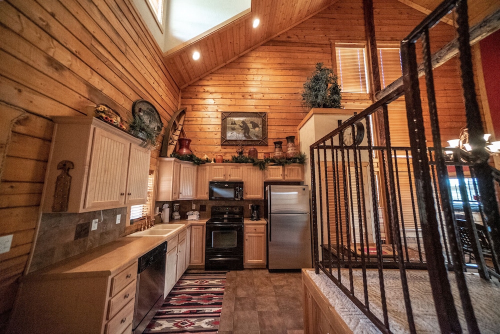Cabins At Grand Mountain By Thousand Hills Resort 34/49