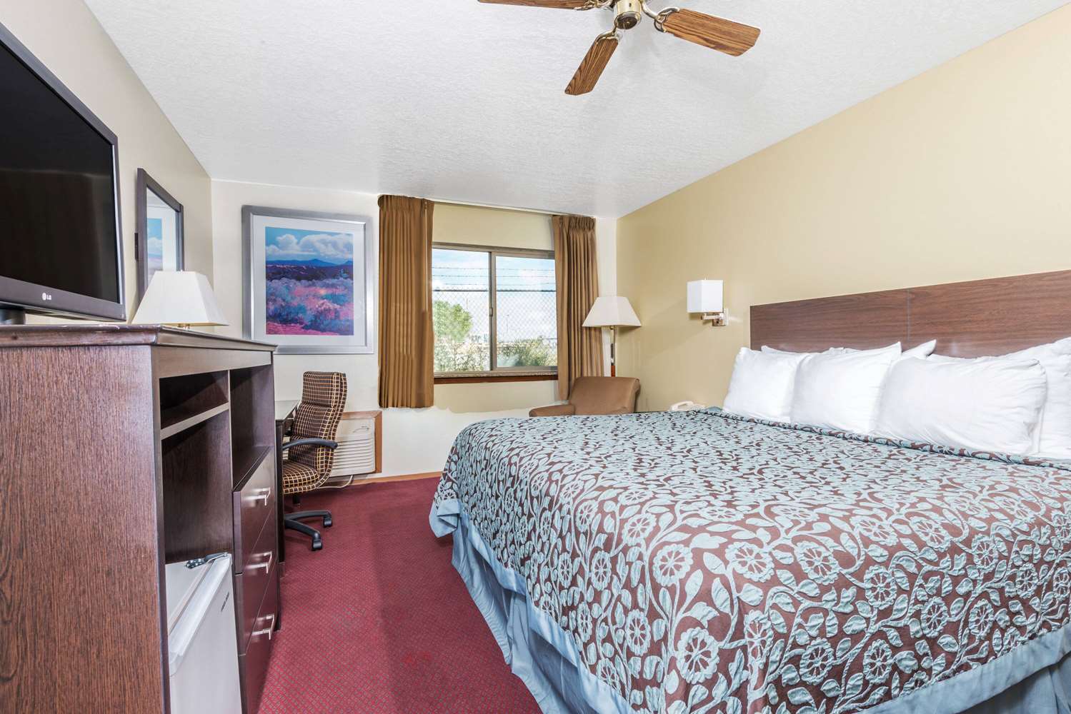 Days Inn by Wyndham Pueblo 4/18