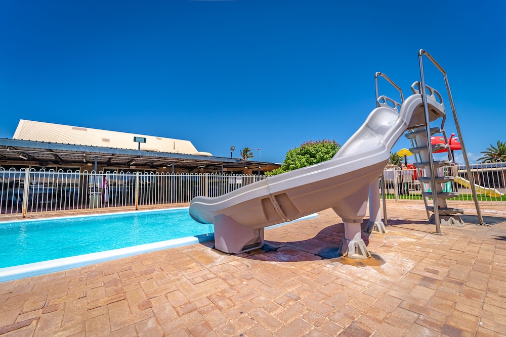 Carnarvon Motel 9/60