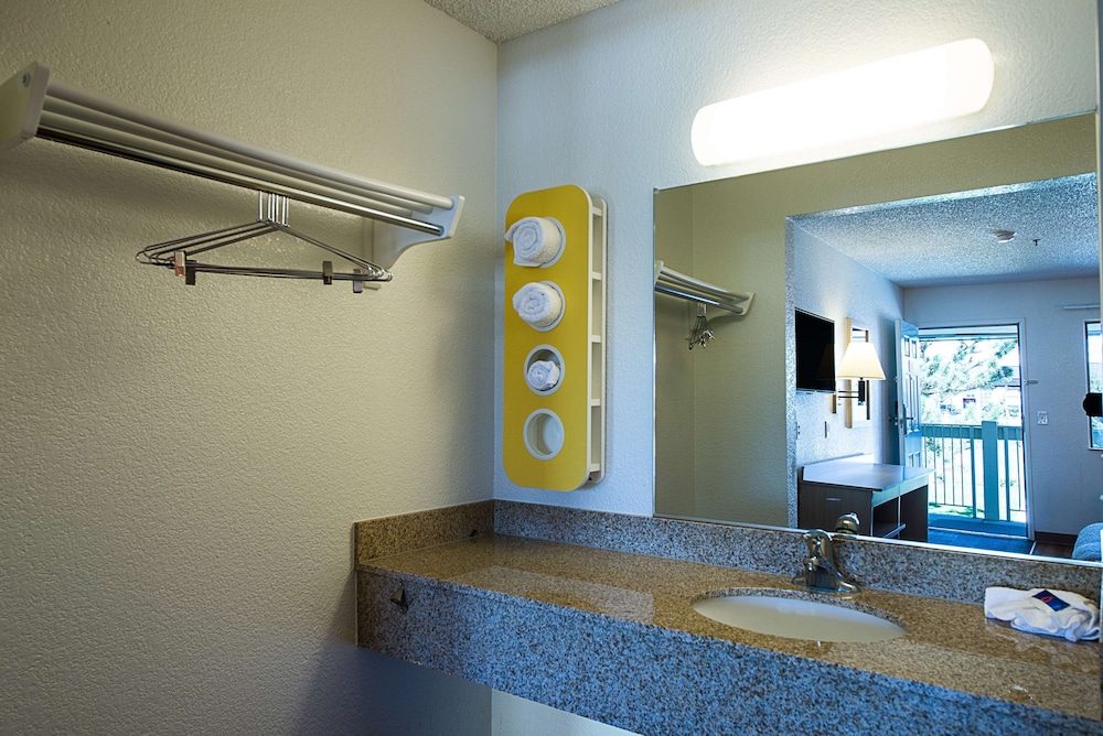 Motel6 Sparks, NV - Airport - Sparks 52/52