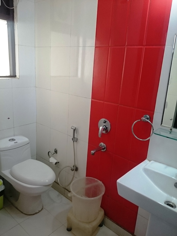 Hotel The RTS, New Delhi 43/50