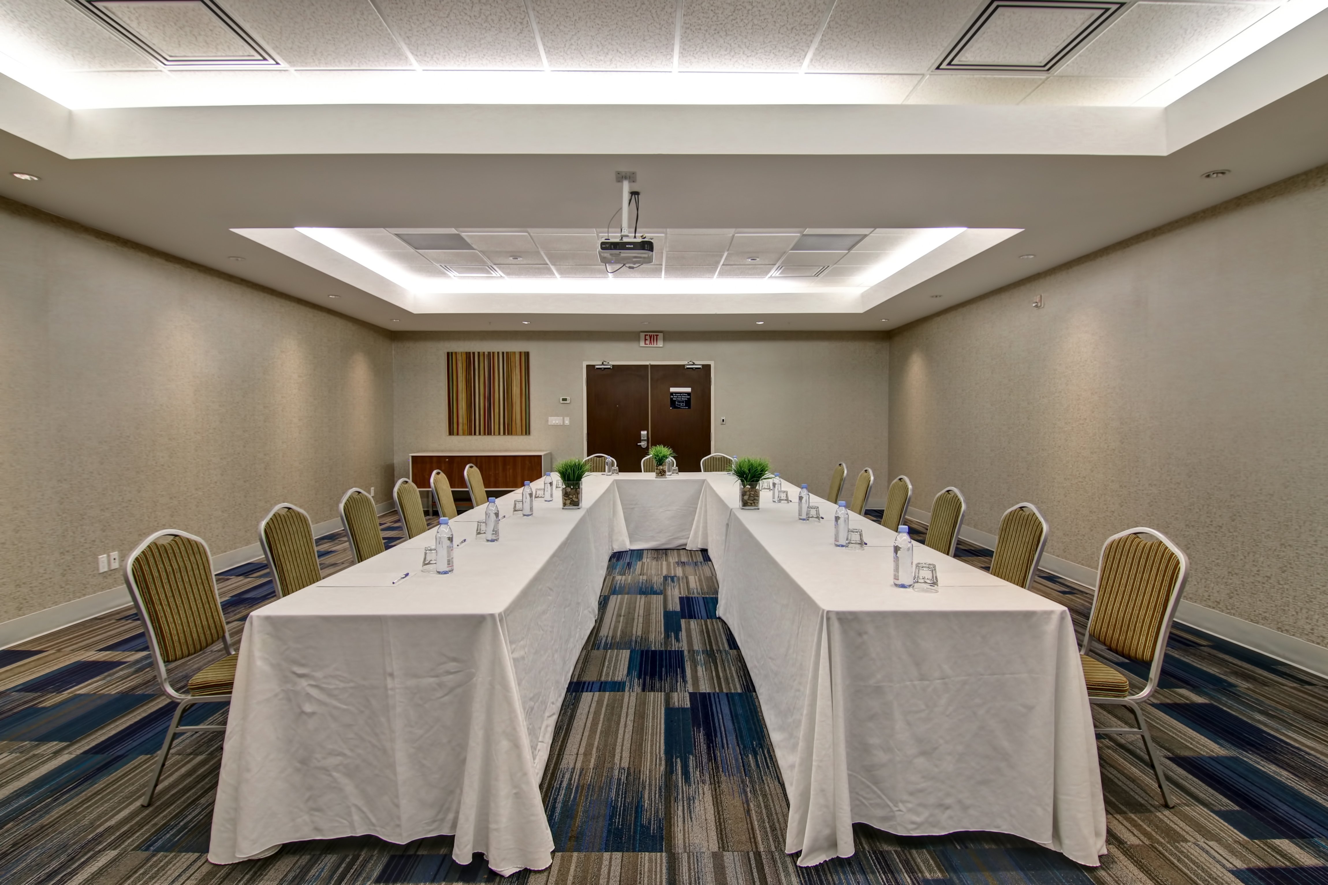 Holiday Inn Express Hotel & Suites Toronto Markham 44/50