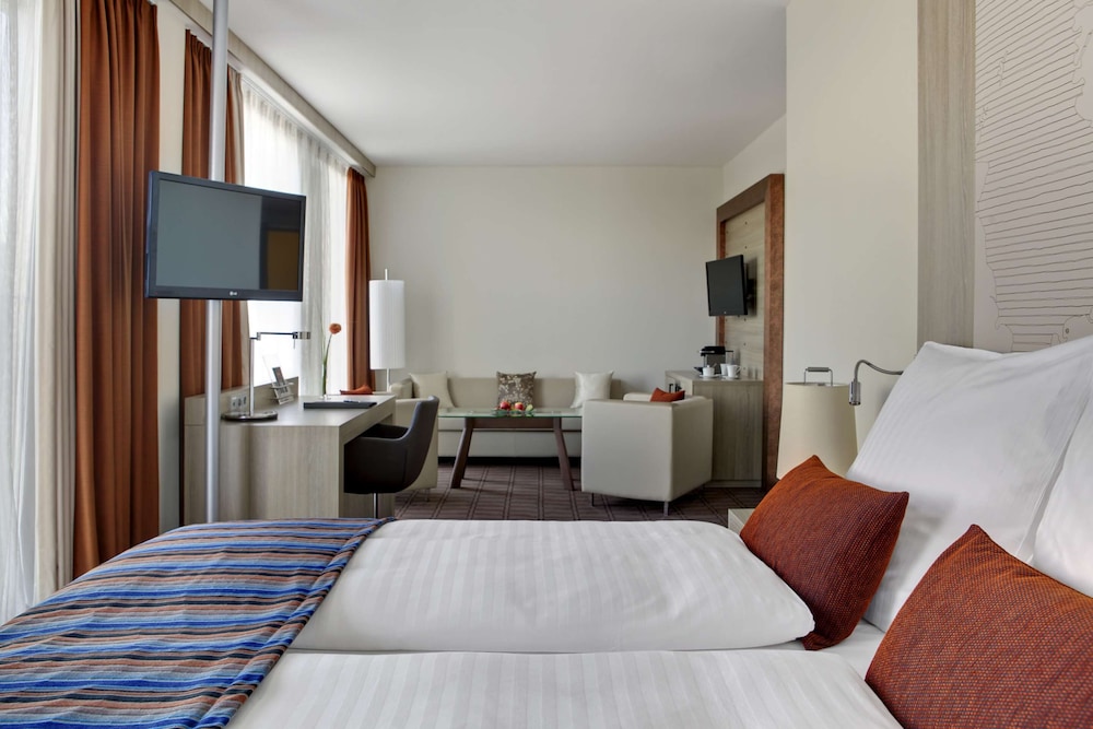 Steigenberger Hotel Bremen 12/70