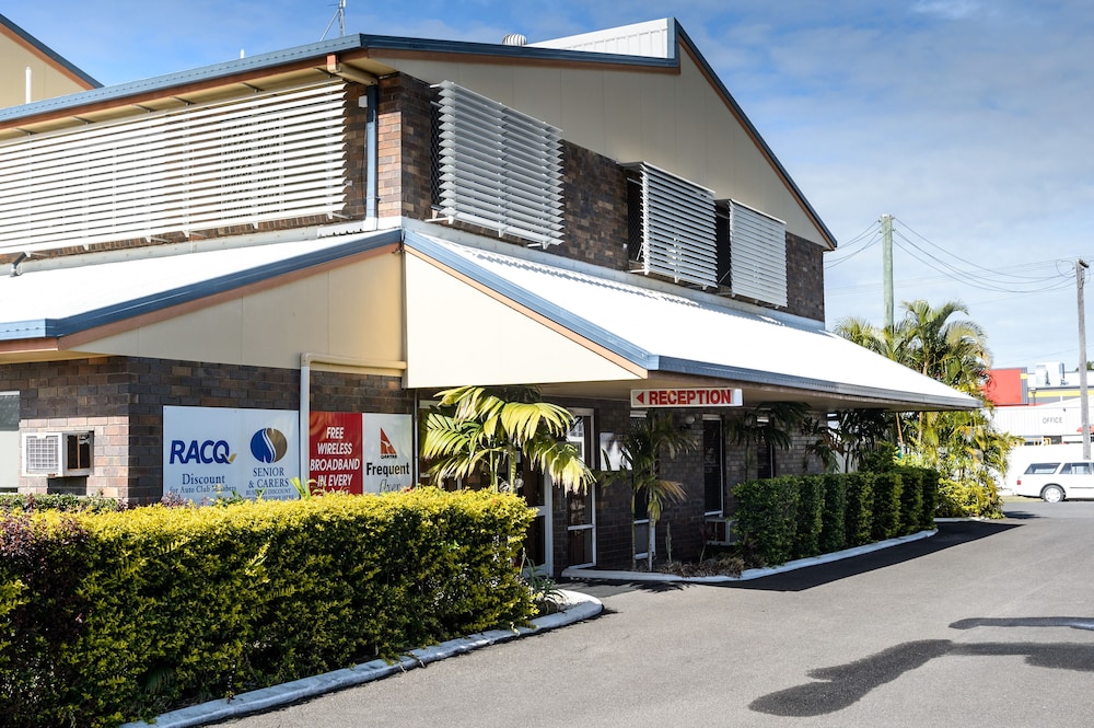 Smart Motel Bert Hinkler 51/56