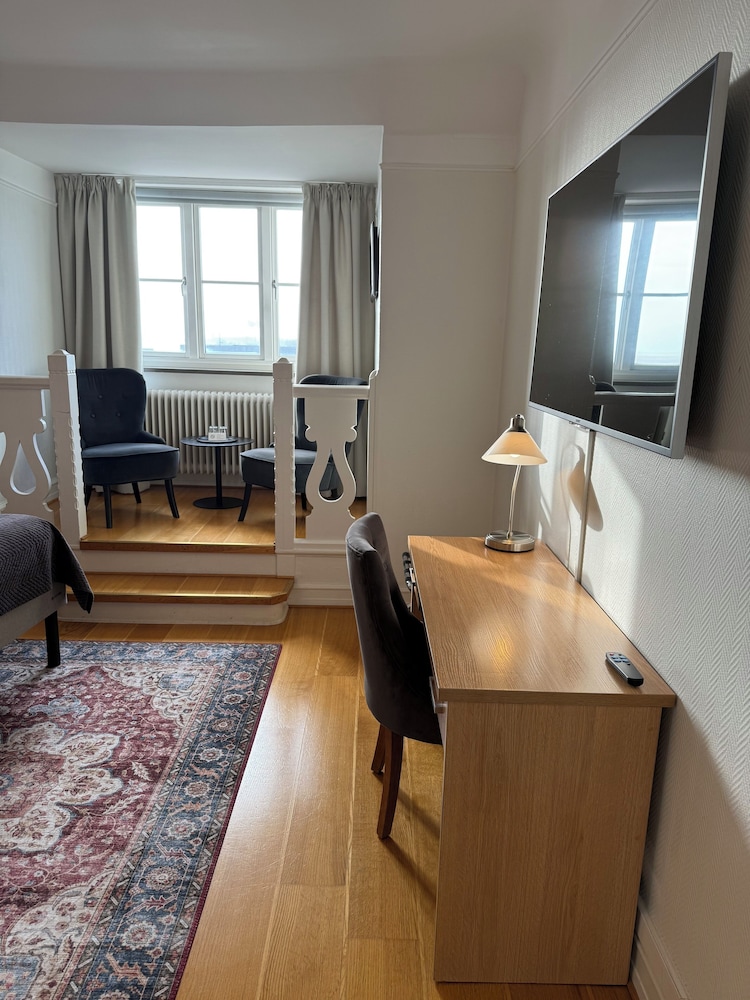Superior, Queen Bed, Hamnhotellet Kronan 2/3
