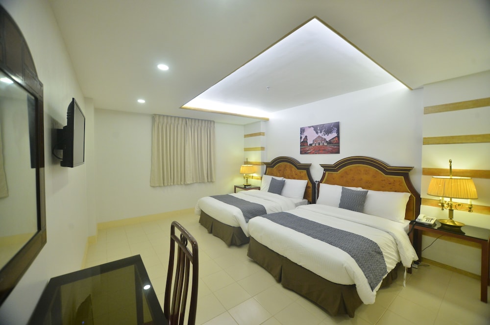 Metro Vigan Inn 40/70