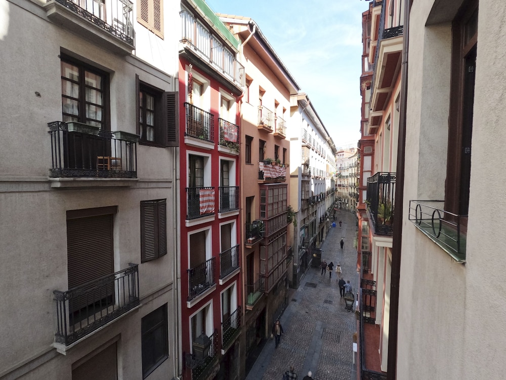Casual Serantes Bilbao 28/35