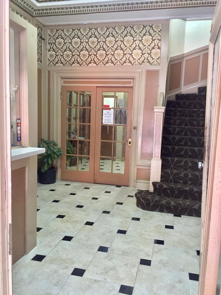 Admiral Hotel 9/56
