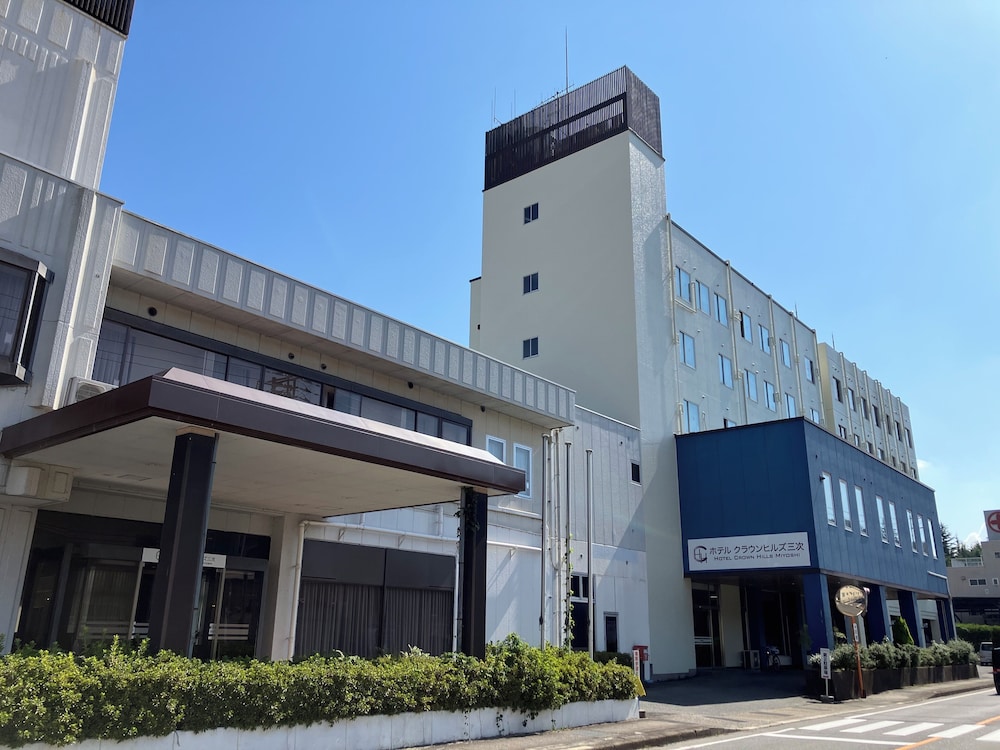 Hotel Crown Hills Miyoshi 1/40