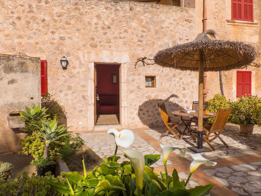 Finca Hotel Ses Cases Noves 44/50