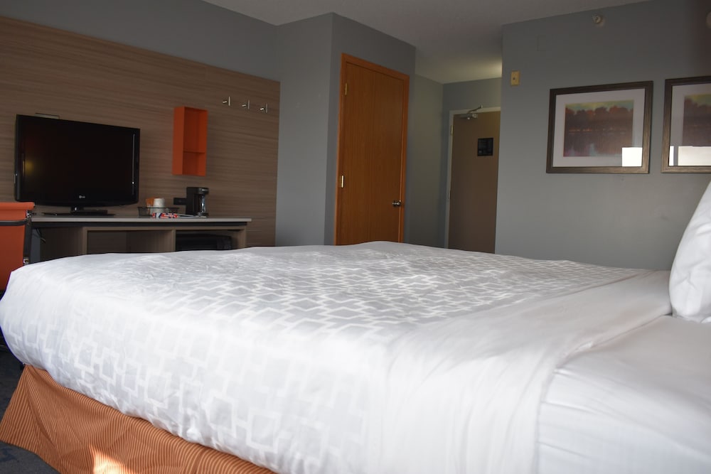 Americinn By Wyndham Inver Grove Heights Minneapolis 6/32